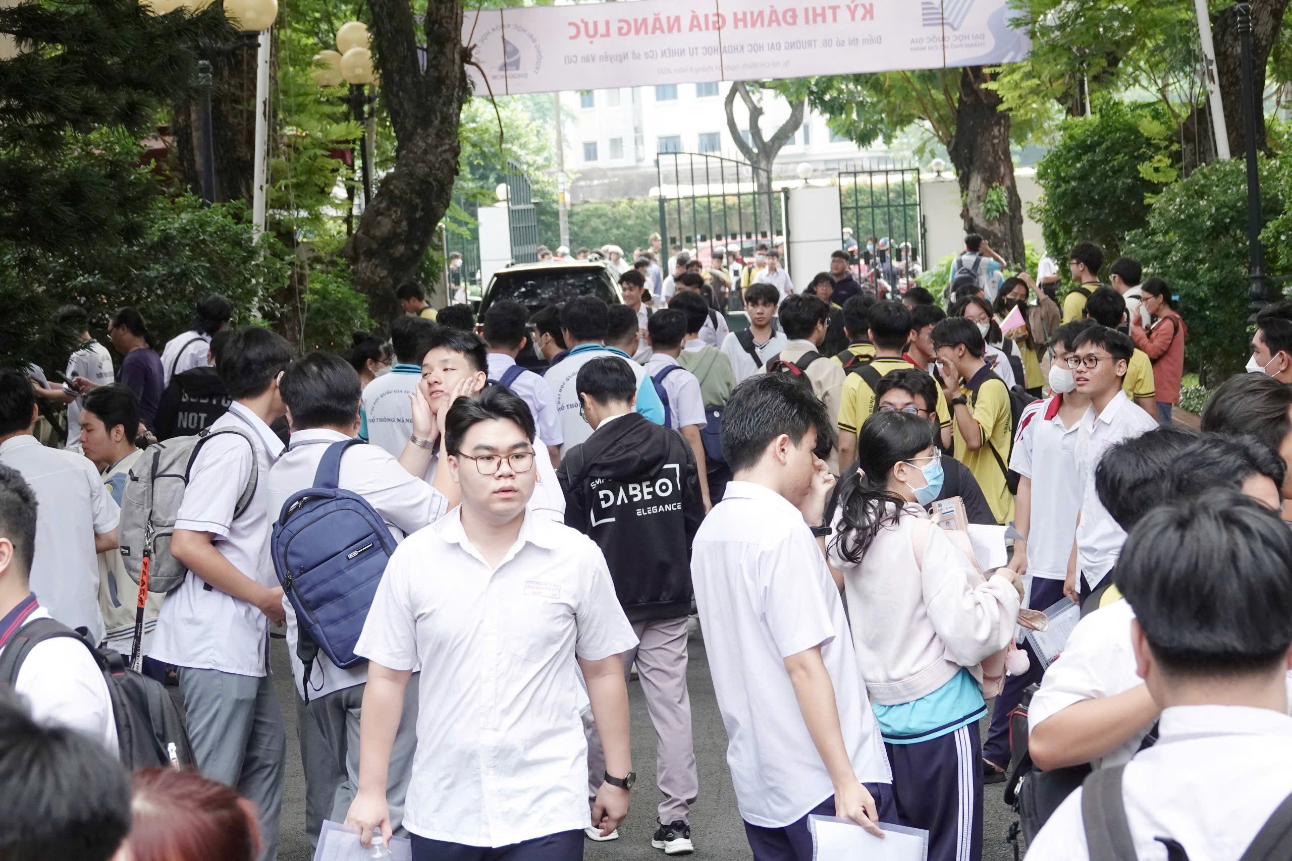 Thi đánh giá năng lực đợt 2: Hơn 70% thí sinh dự thi cải thiện điểm số - Ảnh 1.