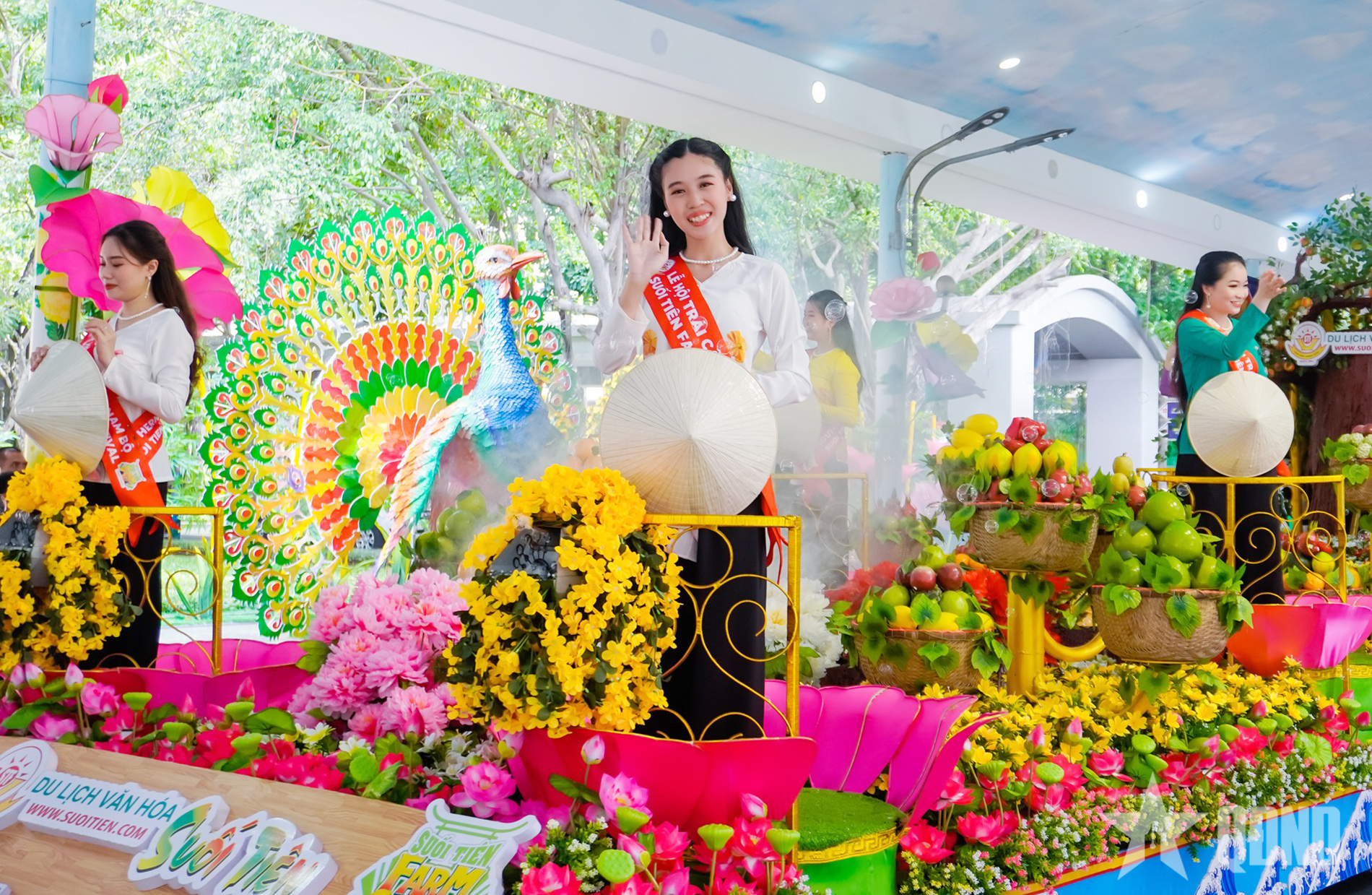 Du lịch TP Hồ Chí Minh đa dạng sản phẩm cao điểm hè