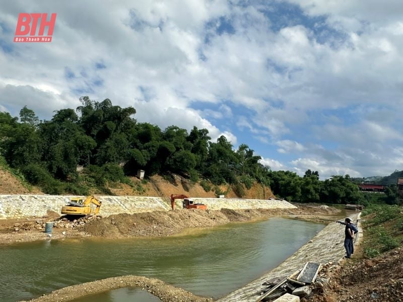 Xử lý kè chống sạt lở cục bộ kết hợp chỉnh trang phát triển đô thị khu vực thị trấn Lang Chánh