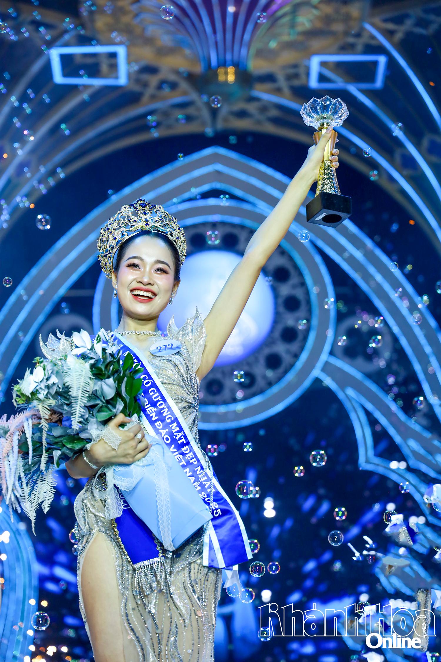 Hoa hậu Nguyễn Thị Mỹ Linh.
