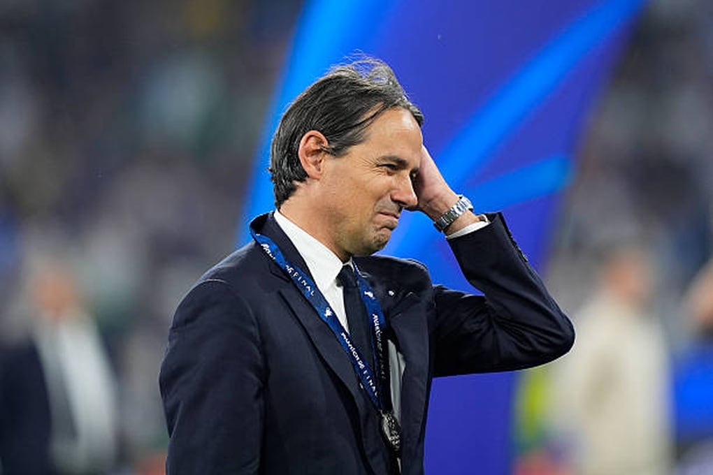 HLV Simone Inzaghi thất vọng khi Inter Milan trắng tay mùa giải này - 2
