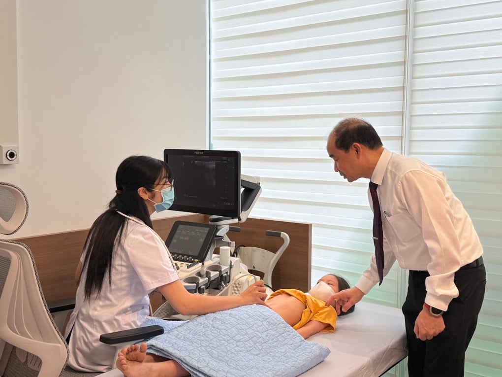 Bệnh viện Xanh Pôn miễn phí khám theo yêu cầu cho trẻ Hà Nội trong 30 ngày - 1