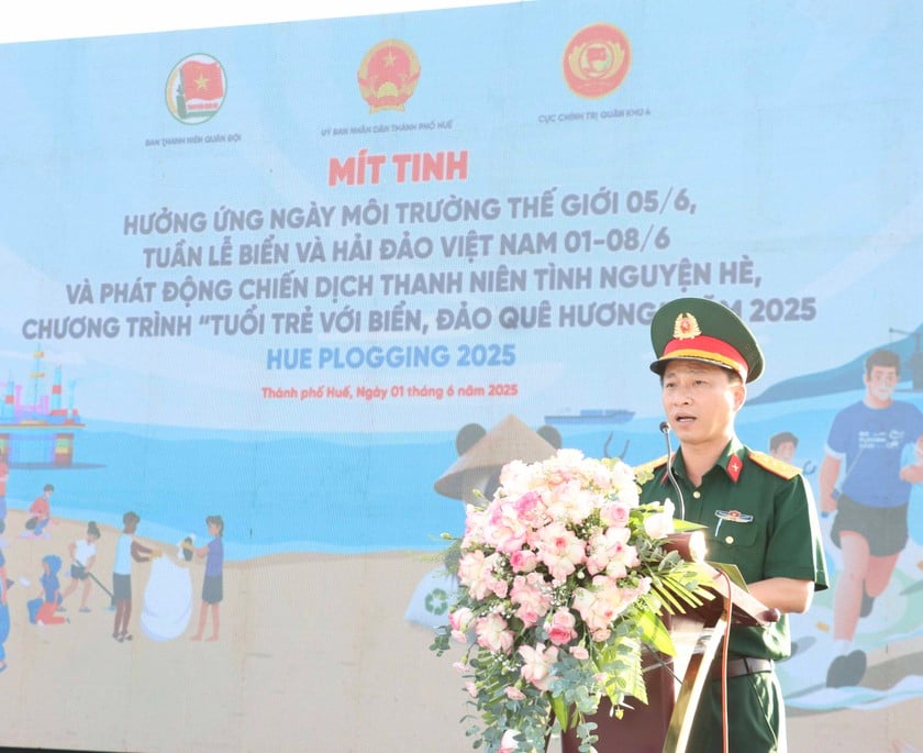 Thượng tá Nguyễn Quang Huy – Trưởng Ban thanh niên Quân đội phát biểu tại chương trình.