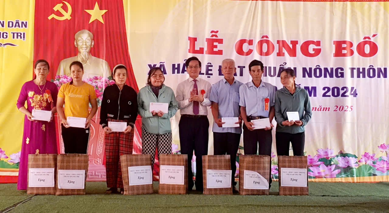 Công bố xã Hải Lệ đạt chuẩn nông thôn mới nâng cao