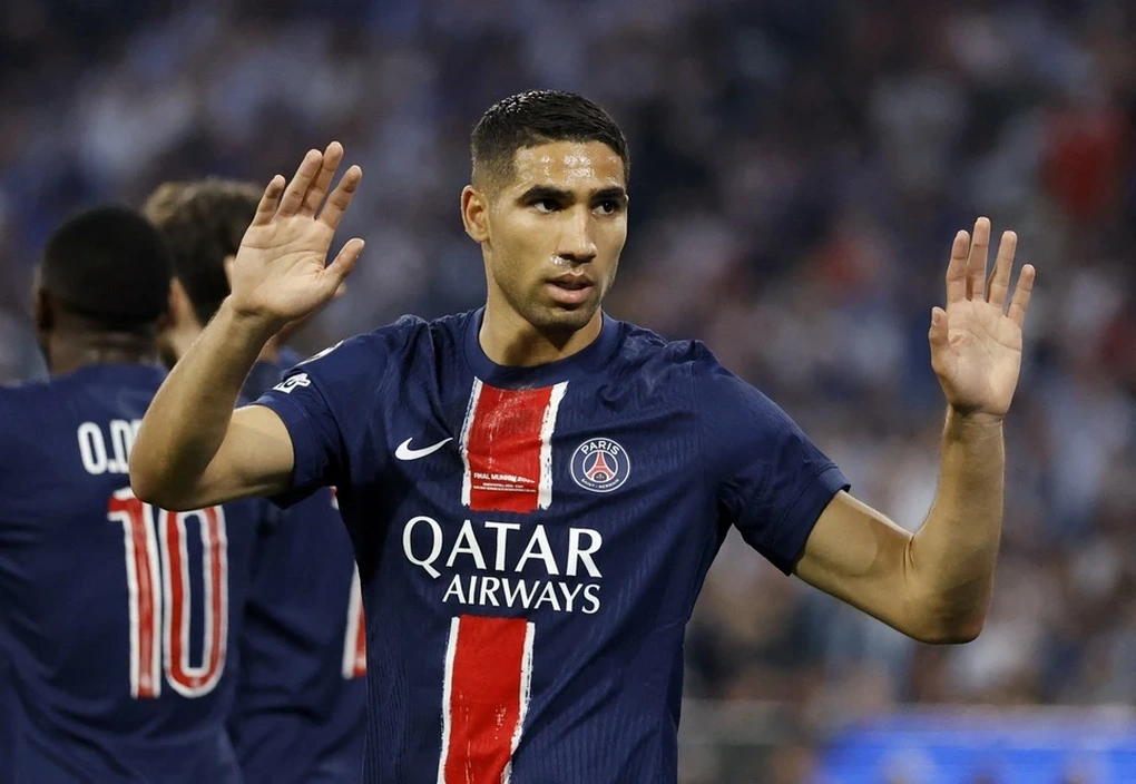 Ngôi sao PSG gây phẫn nộ vì hành động lạ sau khi ghi bàn - 1