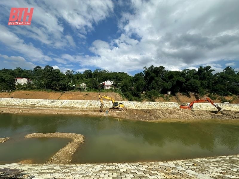 Xử lý kè chống sạt lở cục bộ kết hợp chỉnh trang phát triển đô thị khu vực thị trấn Lang Chánh