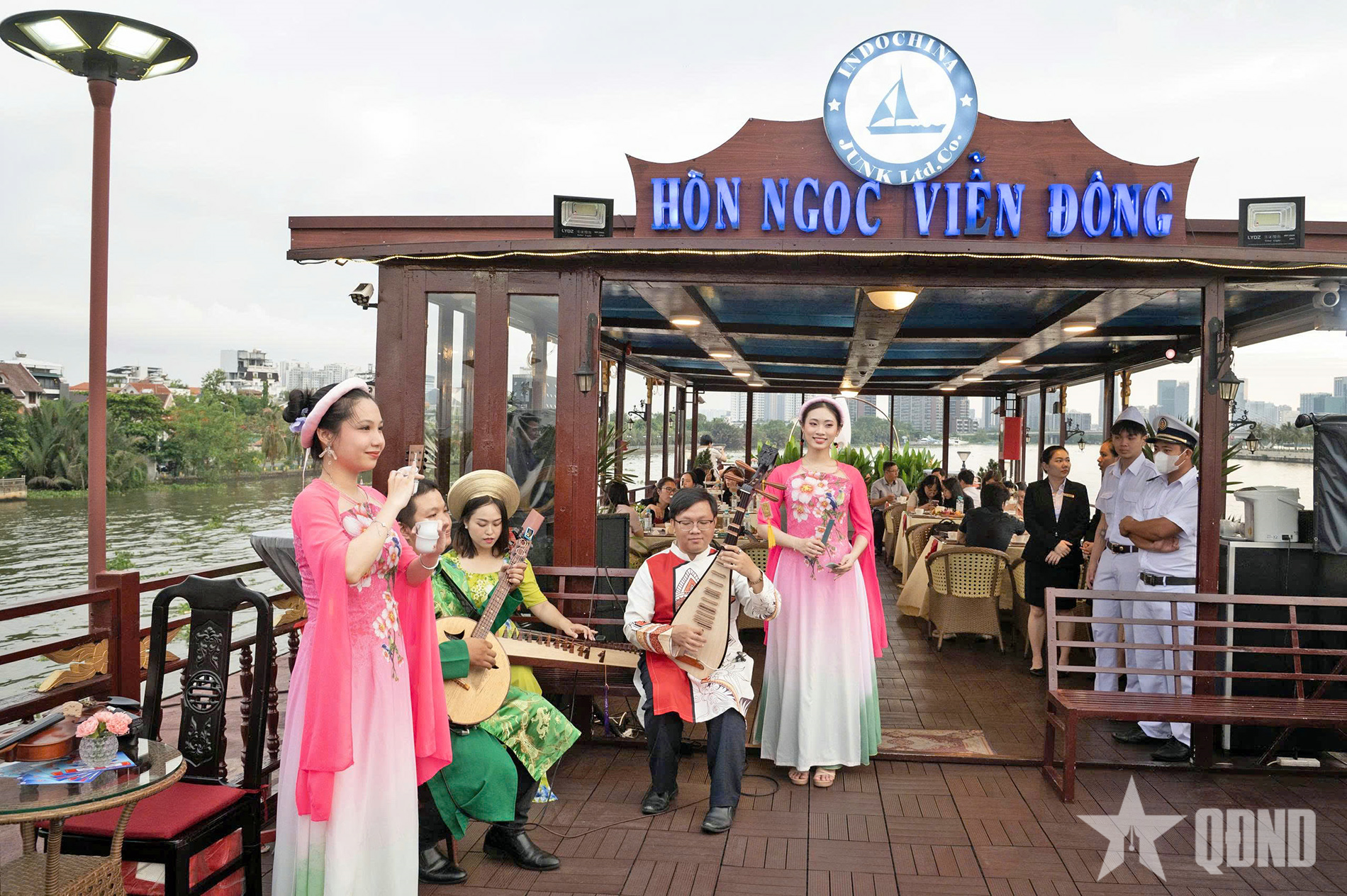 Du lịch TP Hồ Chí Minh đa dạng sản phẩm cao điểm hè