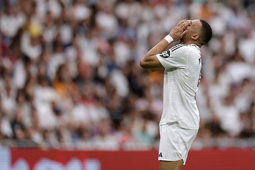 Mbappe phản ứng khi PSG giành chức vô địch Champions League - 1
