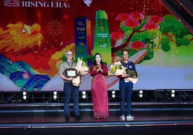 Chinh2.JPG