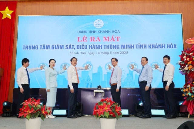 Khánh Hòa vận hành ‘bộ não số’ - Trung tâm Giám sát, Điều hành thông minh- Ảnh 1.