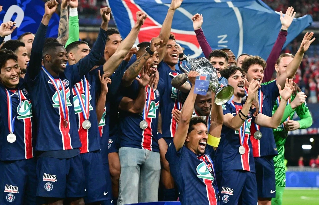 HLV Enrique và PSG lập kỷ lục sau chức vô địch Champions League - 1