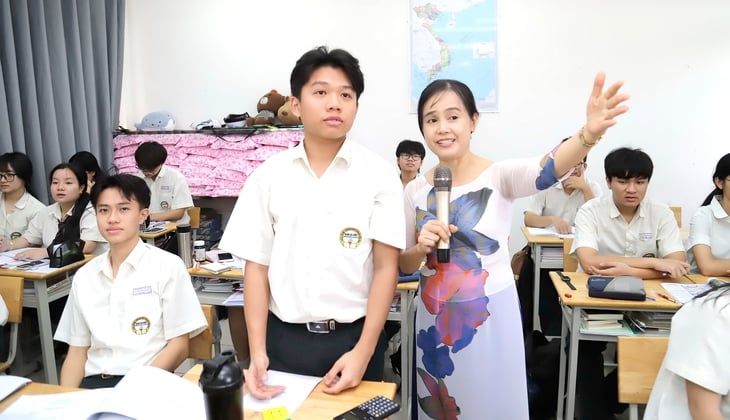 ôn thi - Ảnh 1.