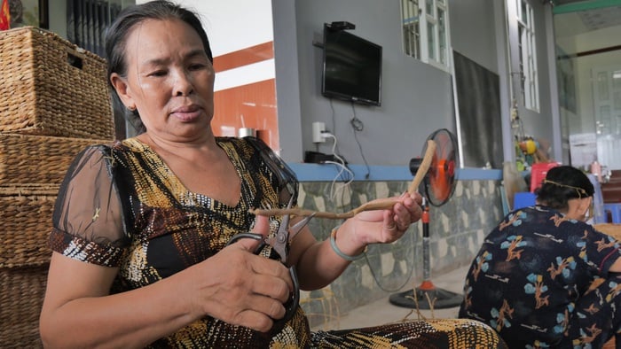 Hội viên, phụ nữ có việc làm và thu nhập ổn định nhờ Hợp tác xã sinh kế Hồng Thủy