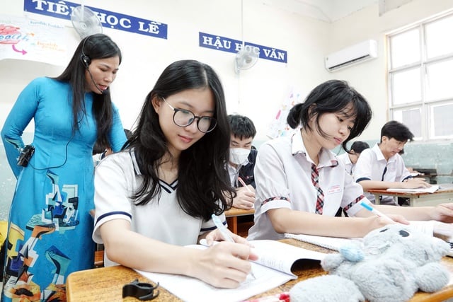 Bí quyết ôn thi tốt nghiệp THPT đạt điểm cao: Phản ứng và ứng dụng - Ảnh 1.