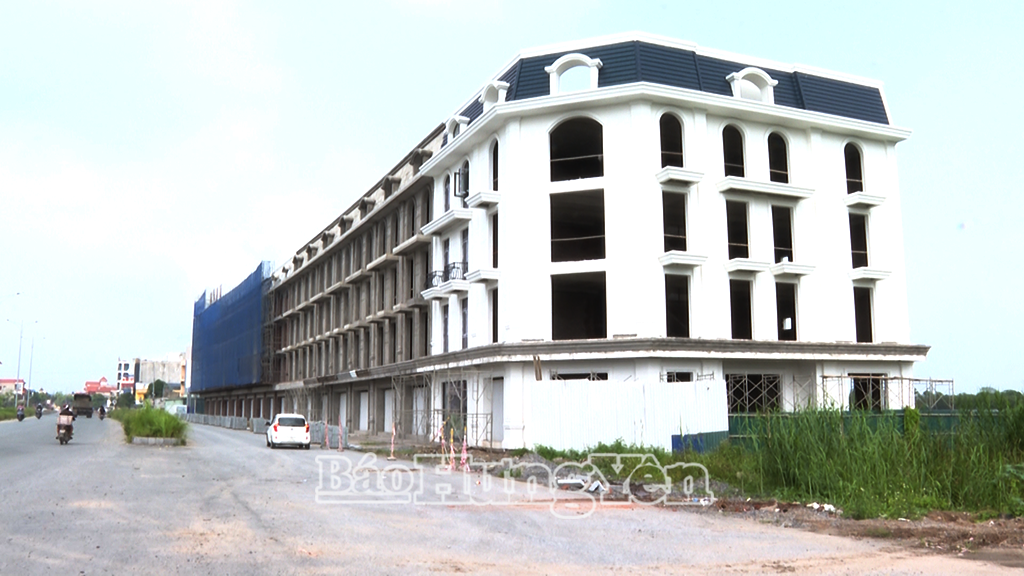 Dự án khu nhà ở liền kề nằm bên đường ĐH.57, xã Dân Tiến (Khoái Châu)
