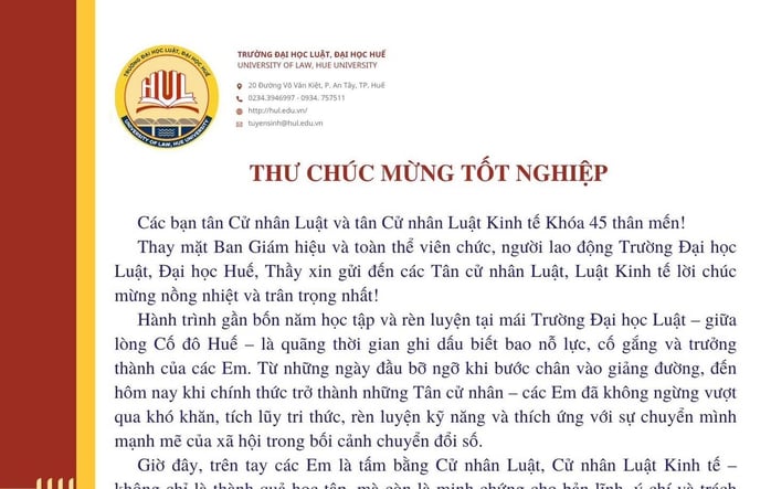 Xúc động lời nhắn nhủ của hiệu trưởng tới sinh viên ngày lễ tốt nghiệp- Ảnh 2.