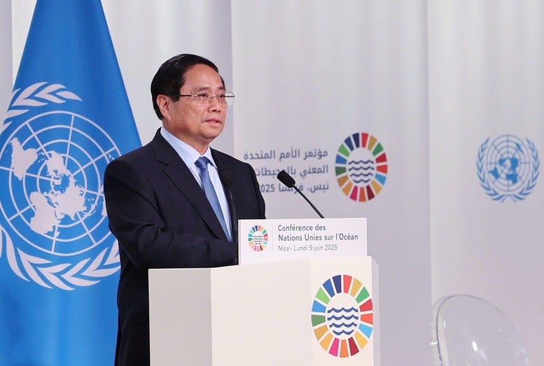 Der Premierminister bekräftigte die Haltung der ASEAN, die Werte des Seerechtsübereinkommens der Vereinten Nationen von 1982 als umfassenden Rechtsrahmen für alle Aktivitäten auf See und im Ozean aufrechtzuerhalten – Foto: VGP/Nhat Bac