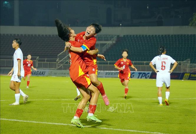 Việt Nam có chiến thắng đầu tiên tại Giải U19 nữ Đông Nam Á 2025 - Ảnh 1.