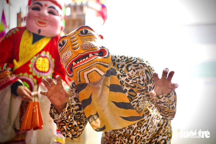 Độc đáo lễ hội cầu ngư ở vạn chài Lộ Diêu - Ảnh 10.