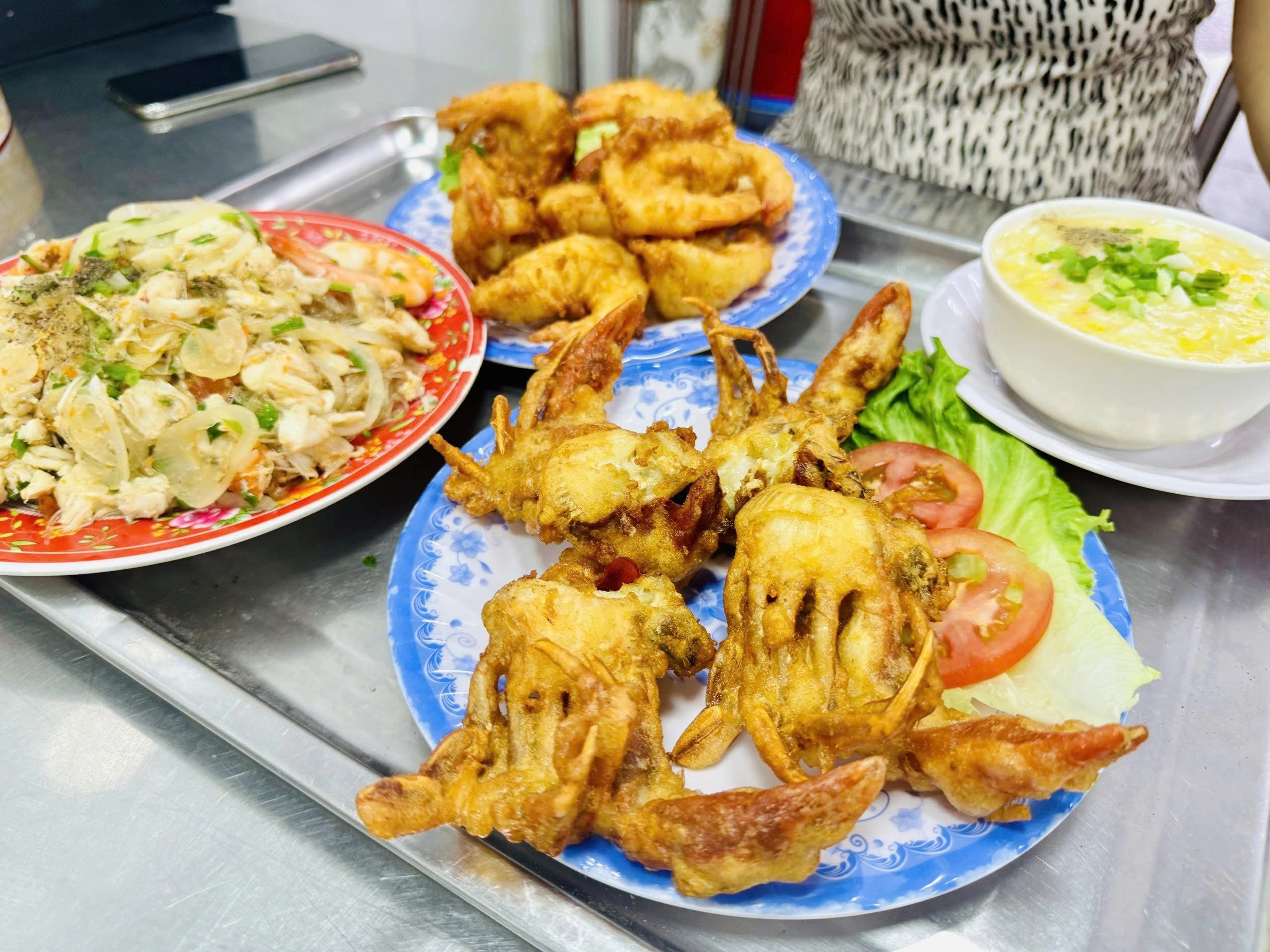 Quán xôi, miến cua… liên tiếp được Michelin đề xuất: Chủ vui mừng, liệu có tăng giá? - Ảnh 4.