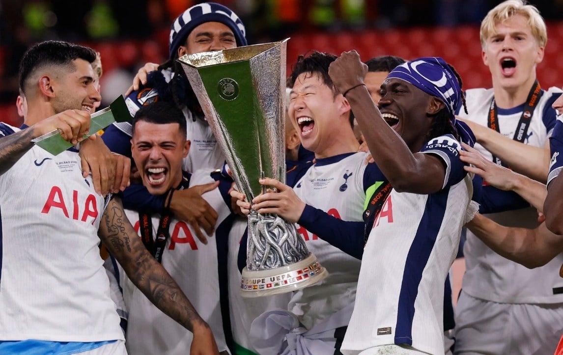Tottenham vo dich C2 anh 1
