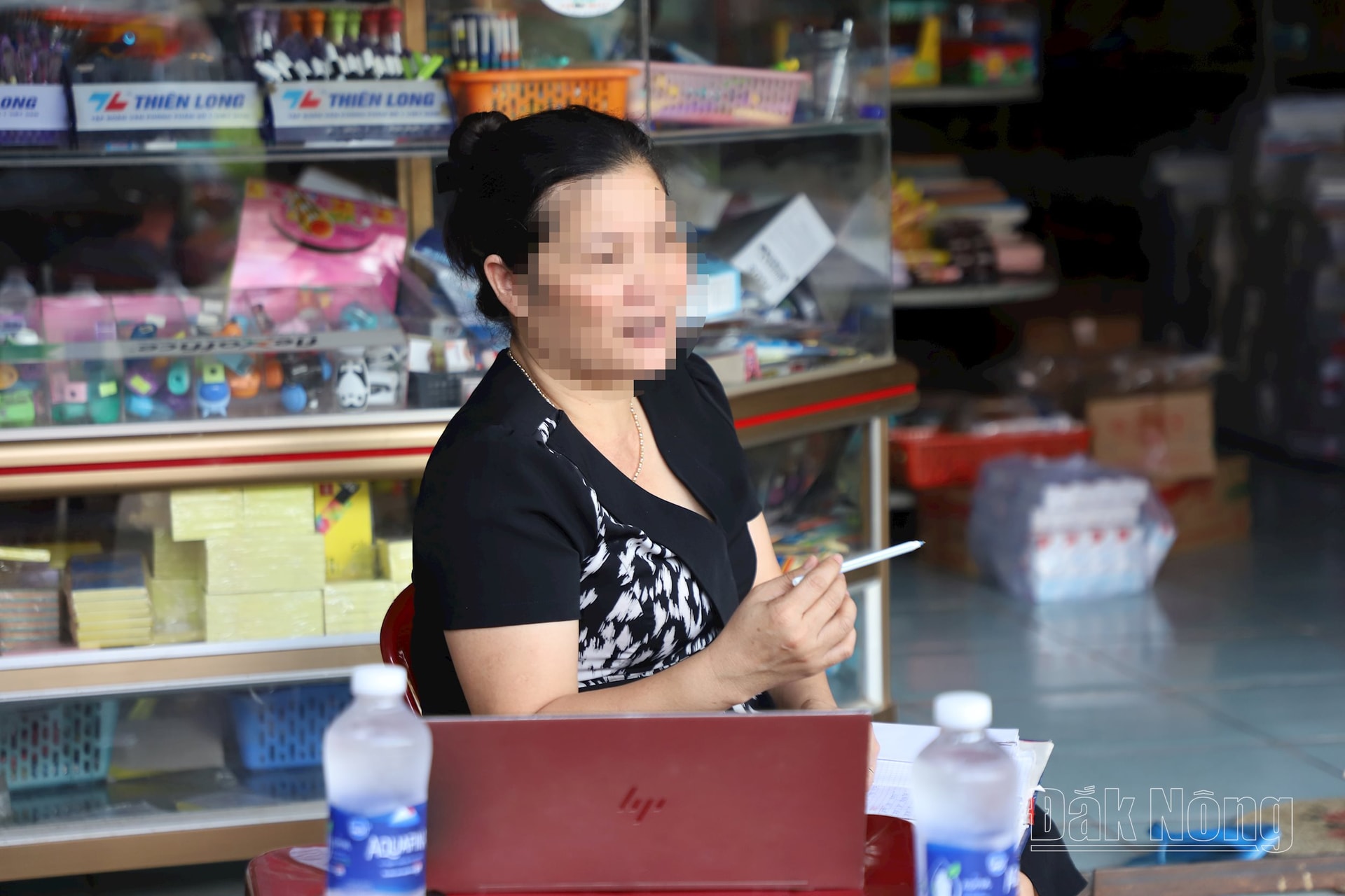 Bà T. chia sẻ về số nợ kéo dài nhiều năm của 2 địa phương
