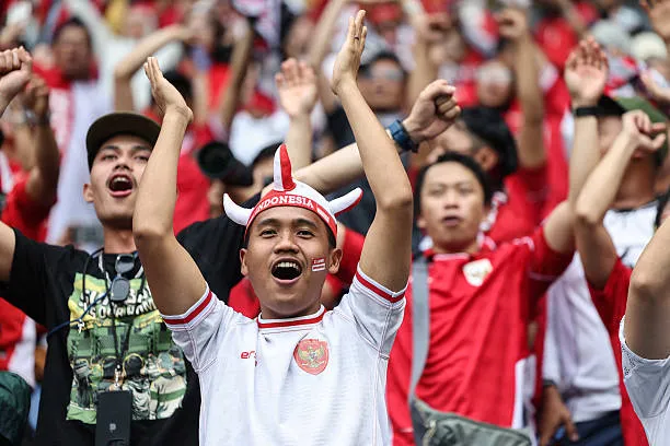Live Japan gegen Indonesien 2:0 (H1): Japan erzielte das zweite Tor in einem Blitzfoto 5