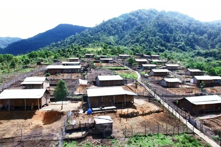 Determined to eliminate temporary and dilapidated houses before August 31