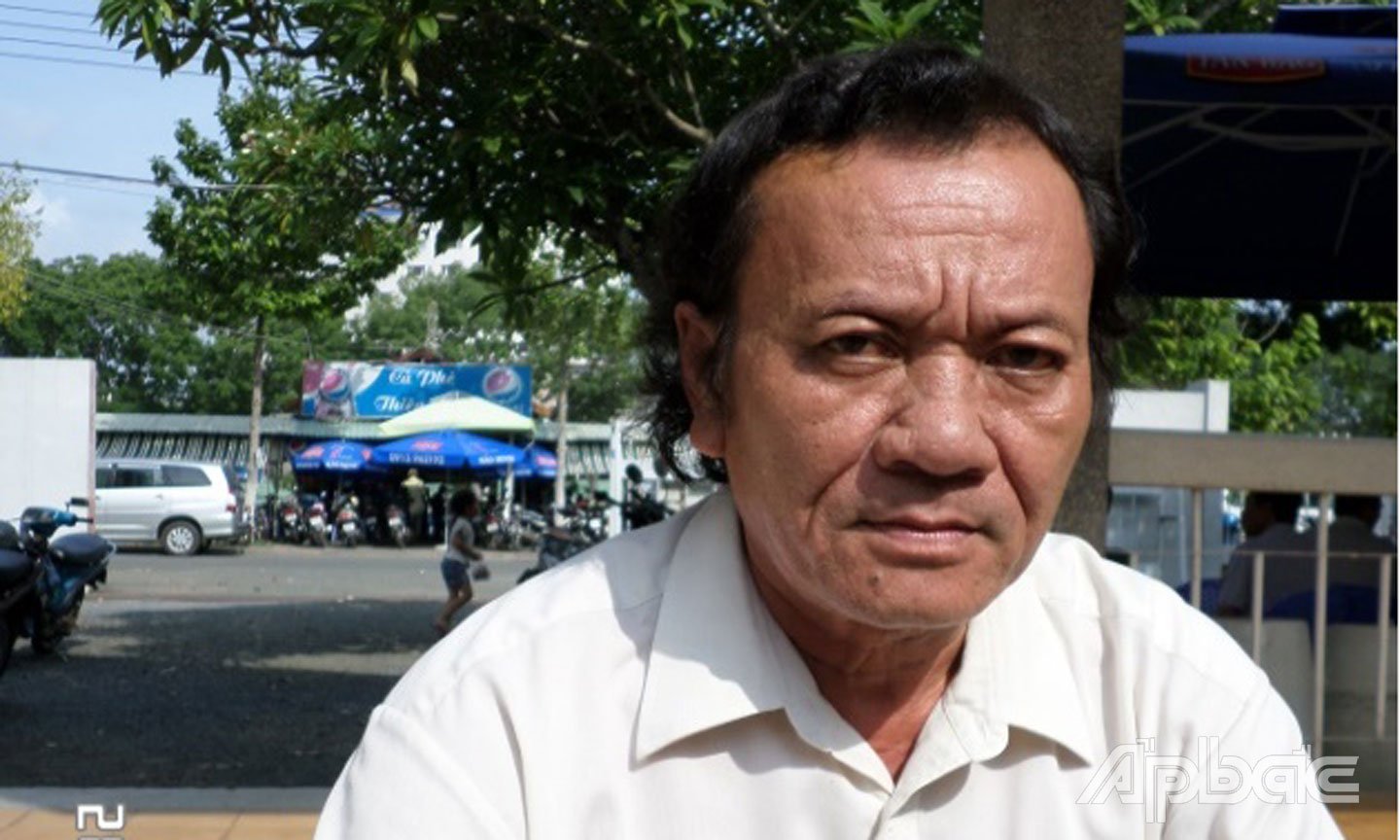 Ca sĩ Trần Chính, thời điểm là Phó Giám đốc Trung tâm Văn hóa tỉnh 2015.