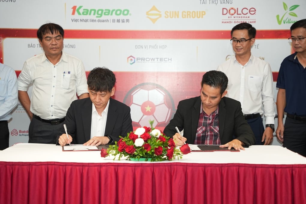 Kangaroo tặng 6.000 vé xem trận cầu huyền thoại Manchester Reds tại Việt Nam - 2