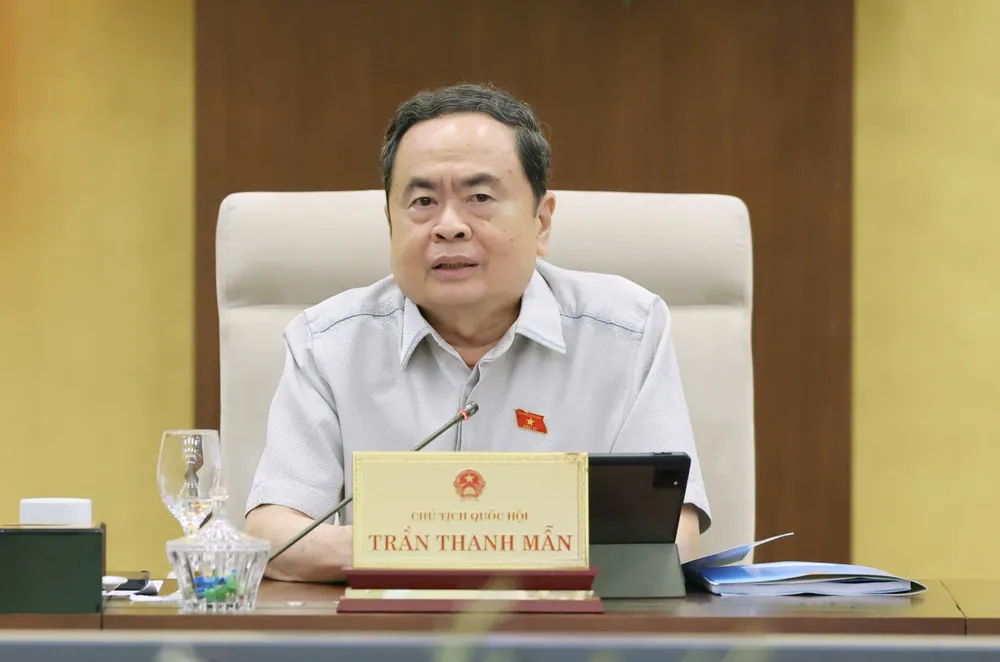 ប្រធានរដ្ឋសភាលោក Tran Thanh Man ថ្លែងមតិក្នុងកិច្ចប្រជុំ។ រូបថត៖ QUANG PHUC