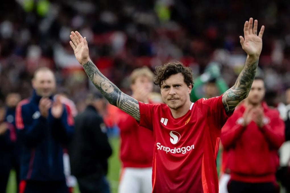 Man Utd chia tay 3 ngôi sao, dồn lực chuẩn bị cho mùa giải mới - 1