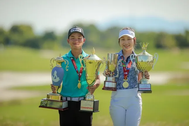 La course aux billets d'or pour les SEA Games débute sur la « terre sainte » du golf de Doi Cu, photo 2