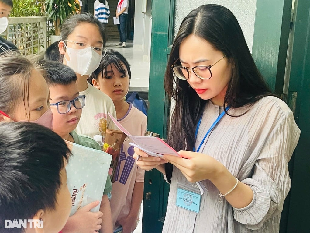 24 điểm mới đỗ lớp 6 Trường THCS Nguyễn Tất Thành - 1