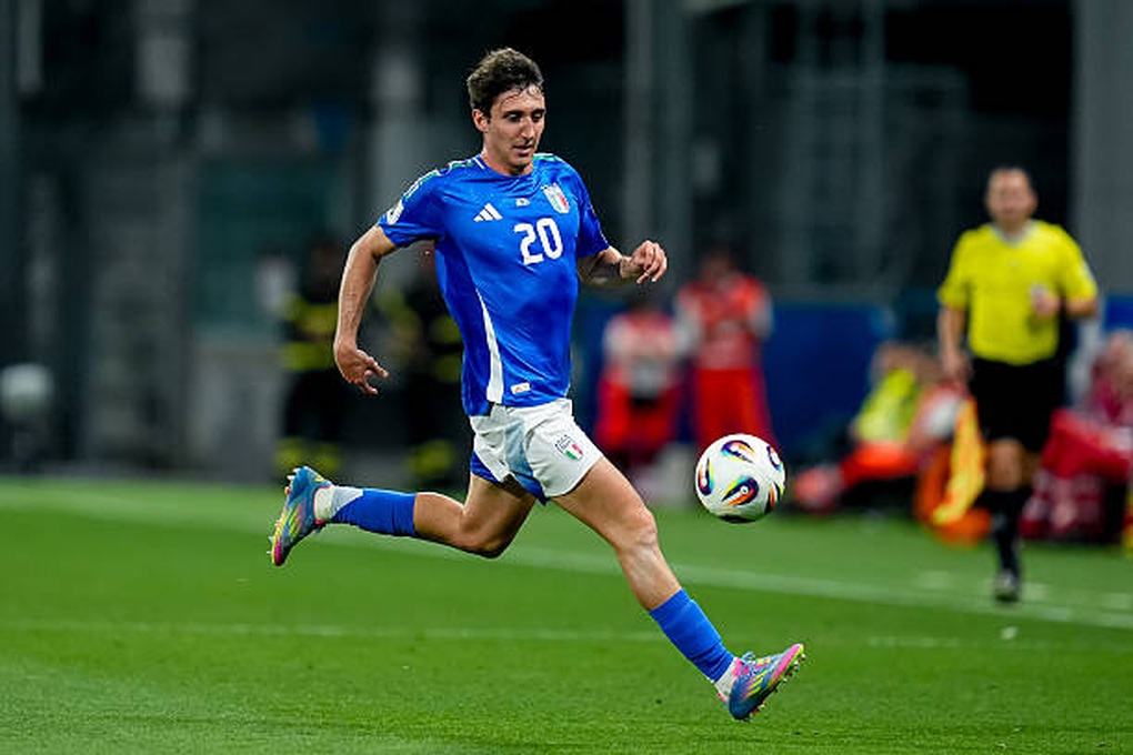 Italy giải tỏa áp lực, De Bruyne tỏa sáng giúp Bỉ chiến thắng - 2