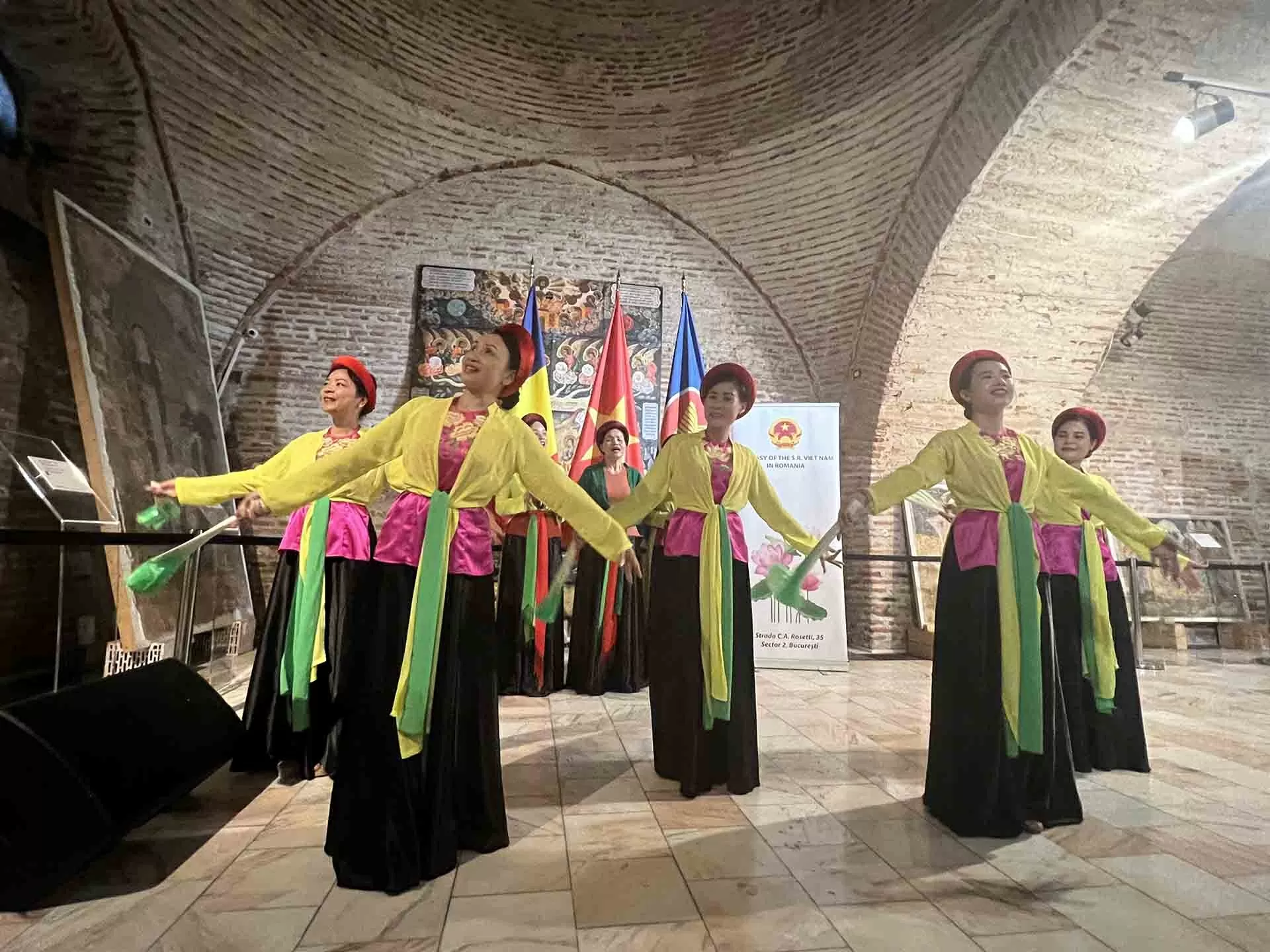 ‘Một thoáng Việt Nam’ tại Mogosoaia, Romania