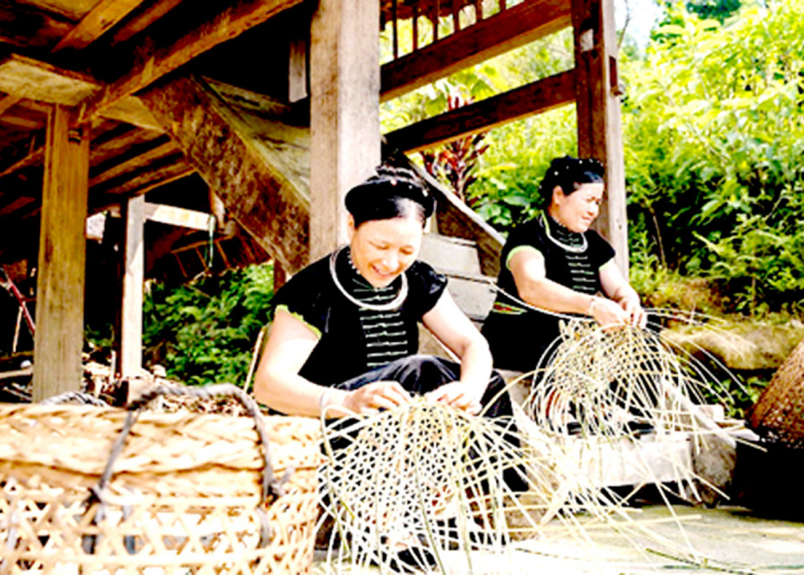 “Hiệu quả kép” thúc đẩy mũi nhọn du lịch Hà Giang - Ảnh 1.