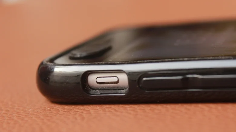 iPhone,  Apple,  cong sac lightning,  nut home vat ly anh 2