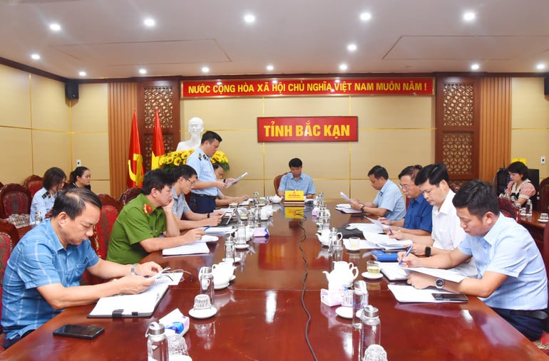 to-cong-tac-3.jpg