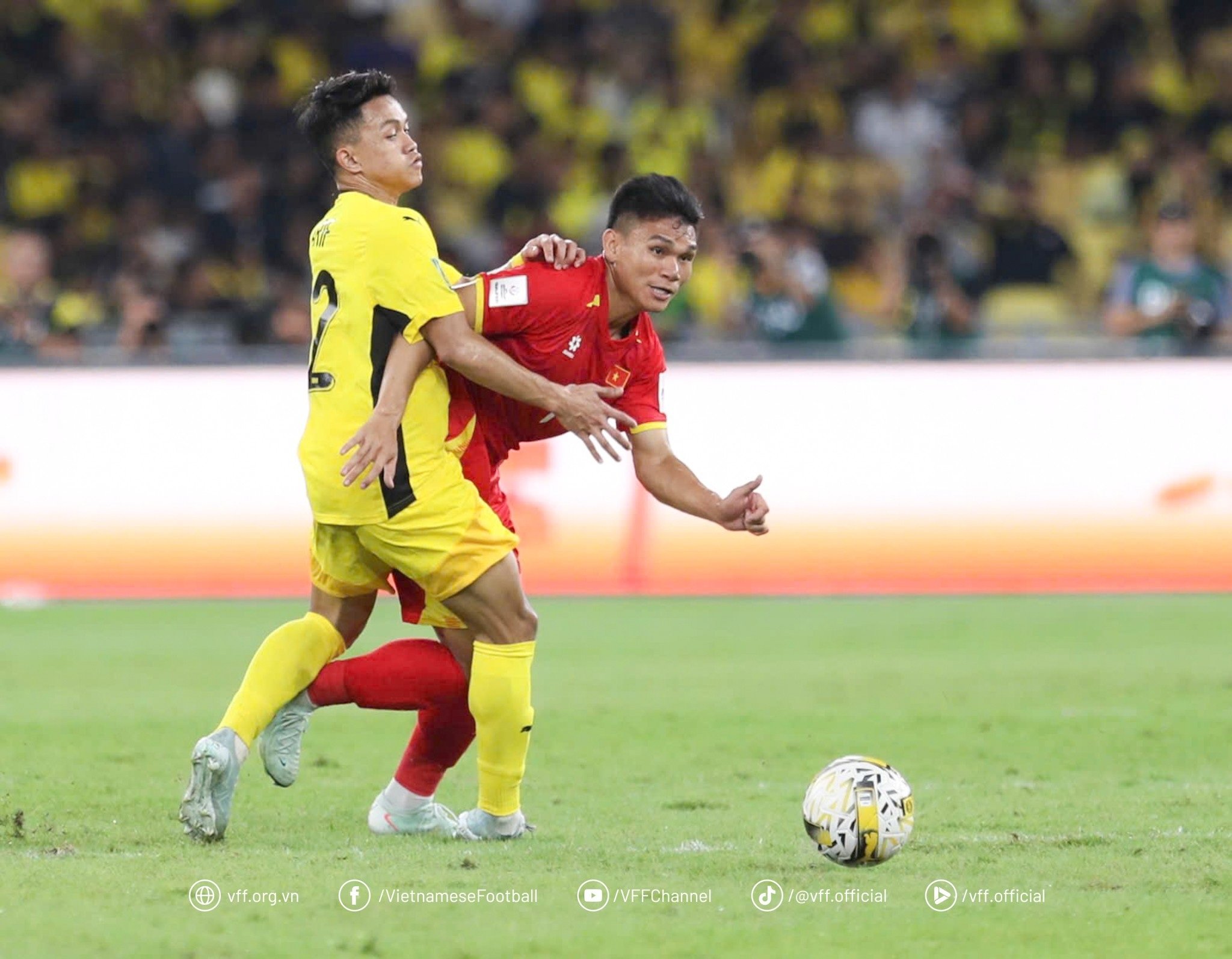 Chuyên gia: “Malaysia thắng đậm tuyển Việt Nam chưa hẳn nhờ nhập tịch” - 3