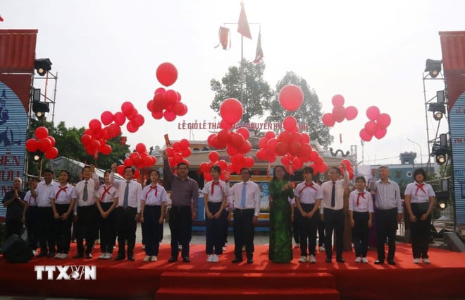 ttxvn-le-gio-le-thanh-hau-nguyen-huu-canh-duoc-cong-nhan-la-di-san-van-hoa-phi-vat-the-quoc-gia-1106-2.jpg