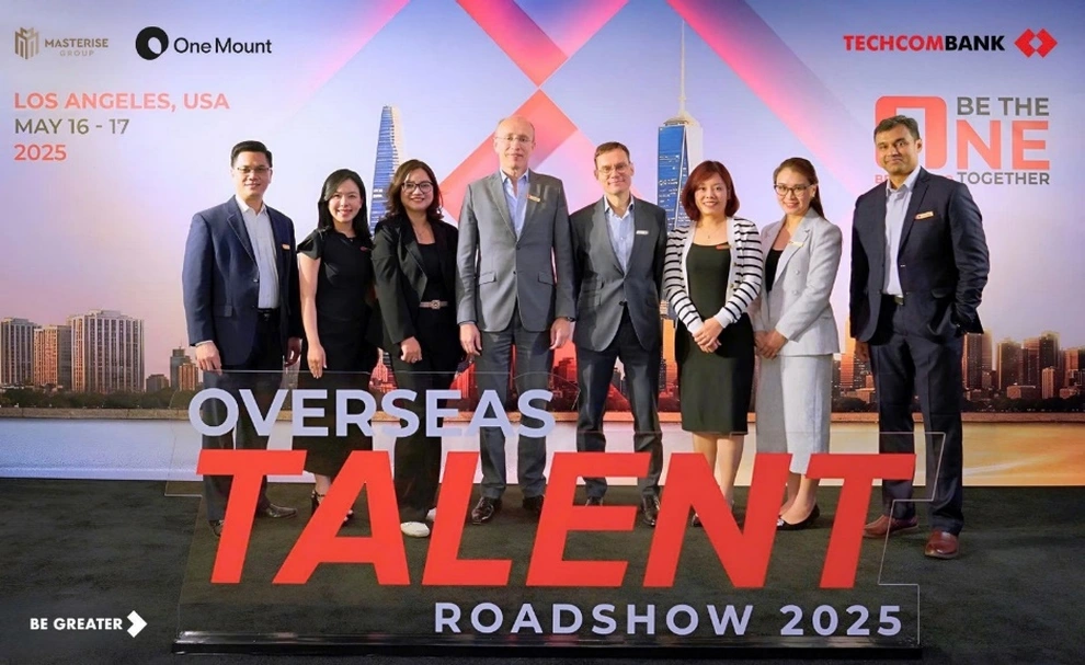 Les dirigeants de Techcombank, One Mount et Masterise se rendent aux États-Unis et en Europe à la recherche de talents vietnamiens