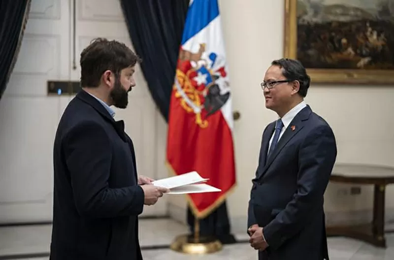Đại sứ Nguyễn Việt Cường trình Thư ủy nhiệm lên Tổng thống Chile