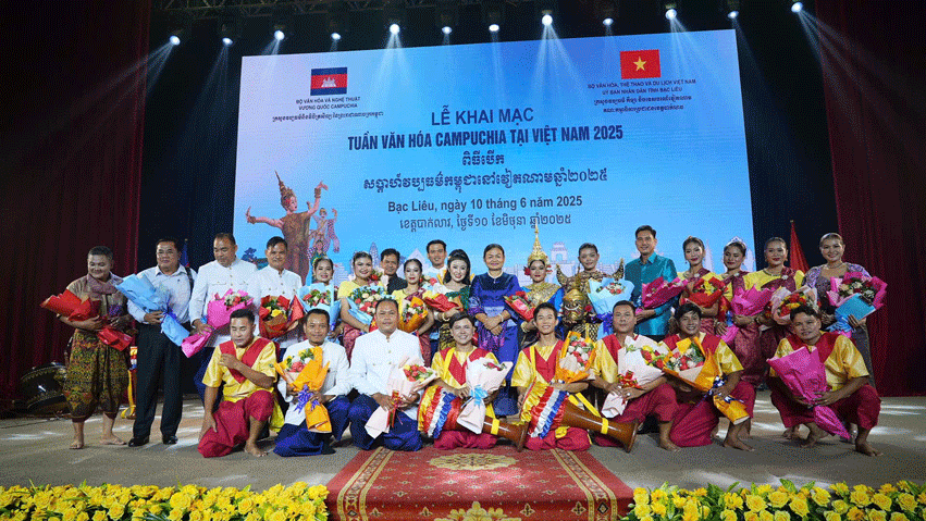 Ấn tượng Lễ Khai mạc Tuần Văn hóa Campuchia tại Việt Nam năm 2025 - Ảnh 9.