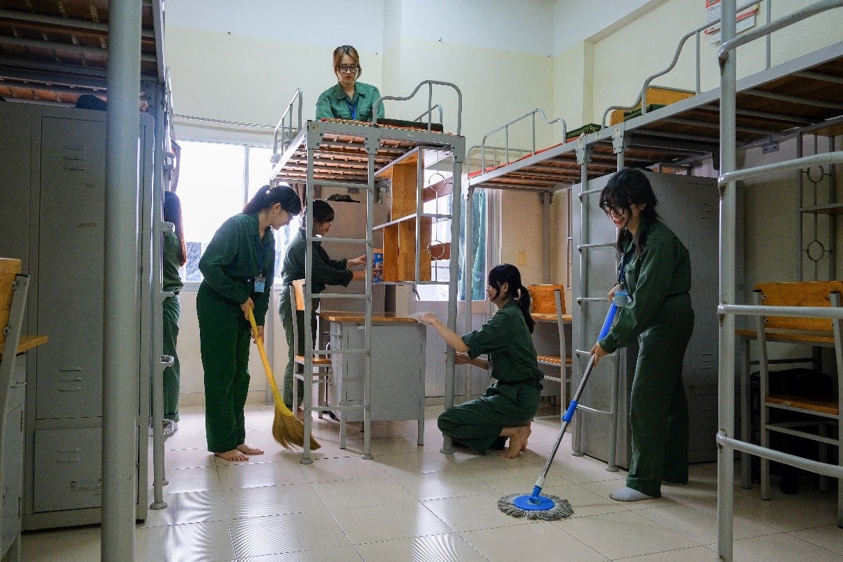 Sinh viên tại Ký túc xá được rèn luyện nề nếp sinh hoạt lành mạnh, đảm bảo vệ sinh nơi ở.