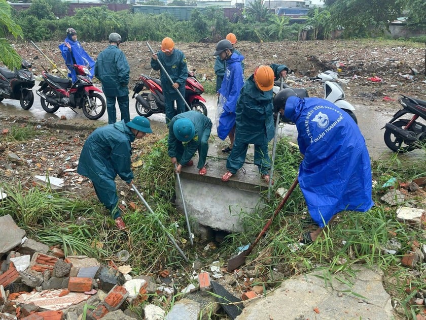 Các địa phương ven biển kích hoạt kịch bản ứng phó ngập úng trước bão số 1 ảnh 1