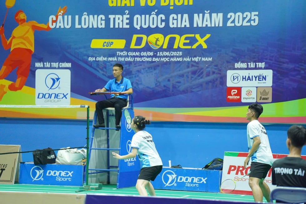 Sân chơi cầu lông hấp dẫn, hứa hẹn sớm có lớp kế cận Tiến Minh và Thùy Linh- Ảnh 3.