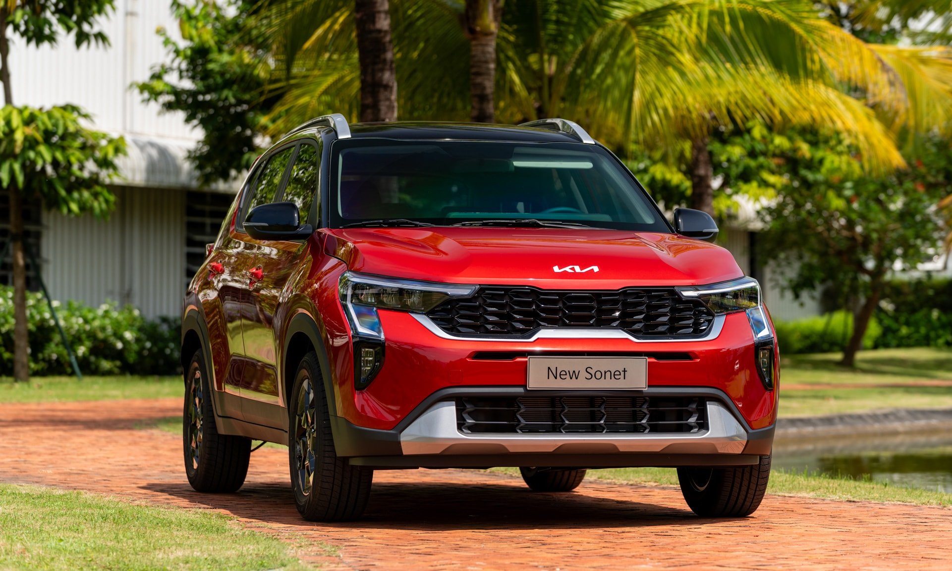 Kia Sonet: giá lăn bánh 6/2025, TSKT, đánh giá chi tiết
