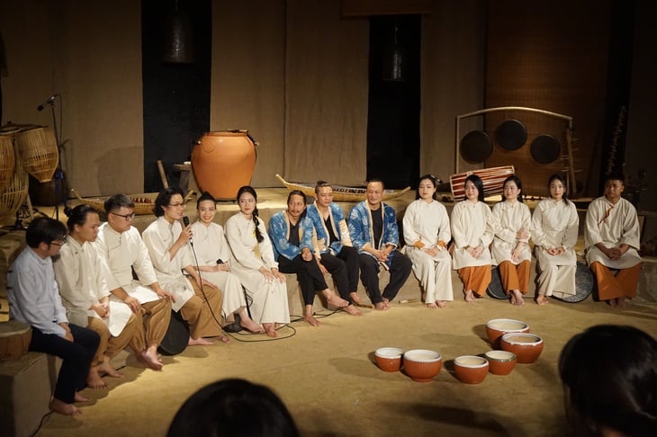 Nghe 'GOm show' độc lạ từ… chum, vại, niêu gốm - Ảnh 4.