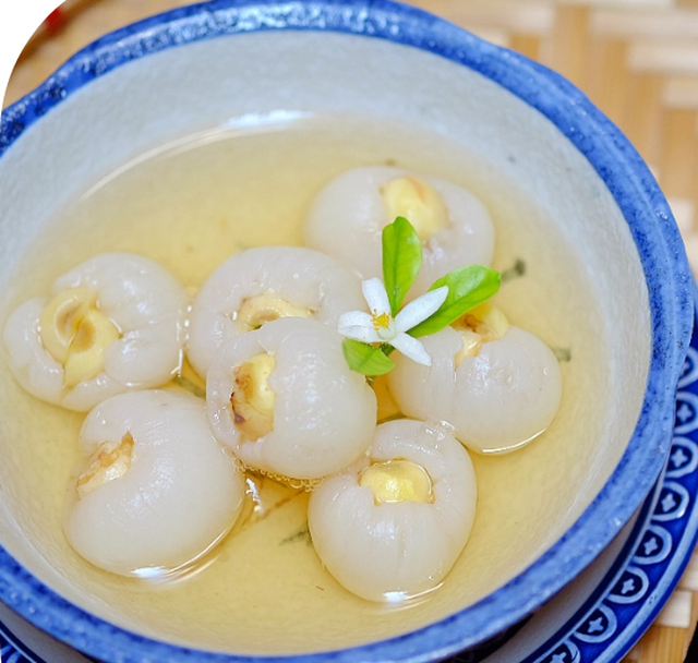 Quả chôm chôm chính vụ giá siêu rẻ chỉ từ 30k/kg, bất ngờ với 3 món ngon chế biến hấp dẫn ngày hè- Ảnh 5.